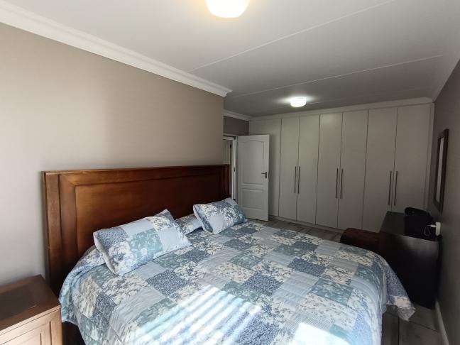 2 Bedroom Property for Sale in Seemeeu Park Western Cape